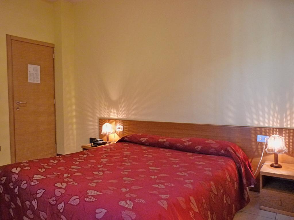 Hotel La Rosa Teglio Pokoj fotografie
